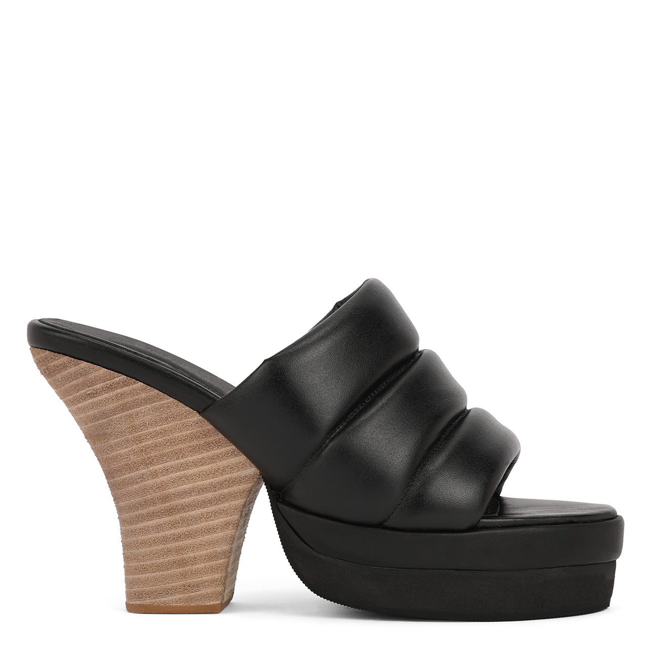 ROXIE MATELASSÉ BLACK