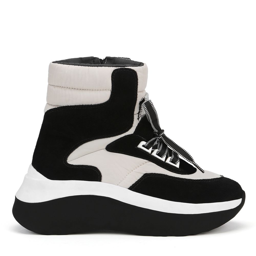 LARA MOON BLACK SNEAKERS