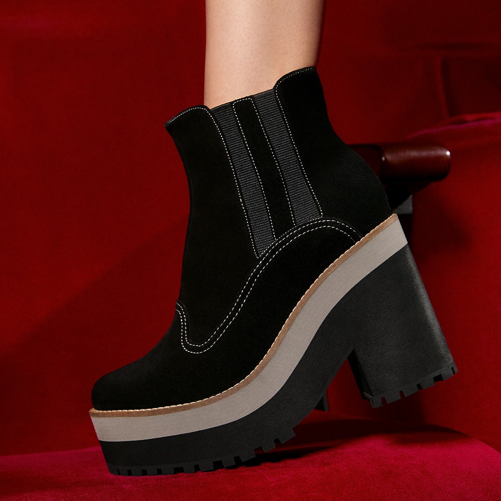 MARGEAUX BLACK