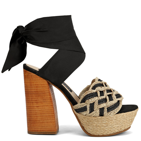VIVIENNE BLACK