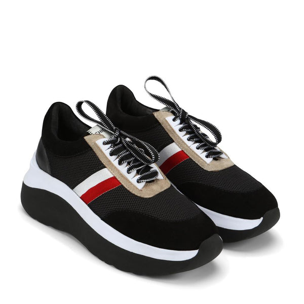 NINA BLACK SNEAKERS